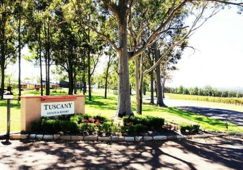 Отель Estate Tuscany