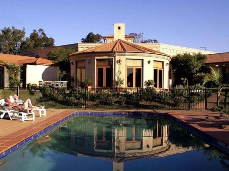 Отель Estate Tuscany