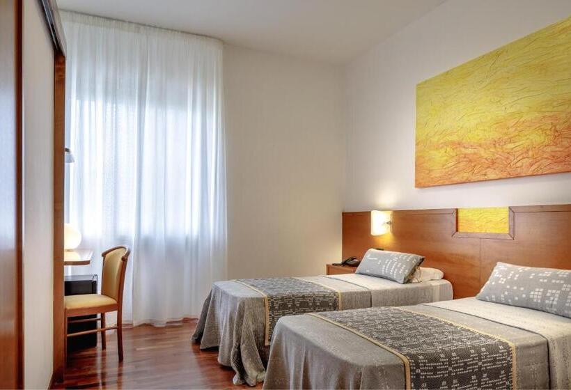 בית מלון כפרי Euro