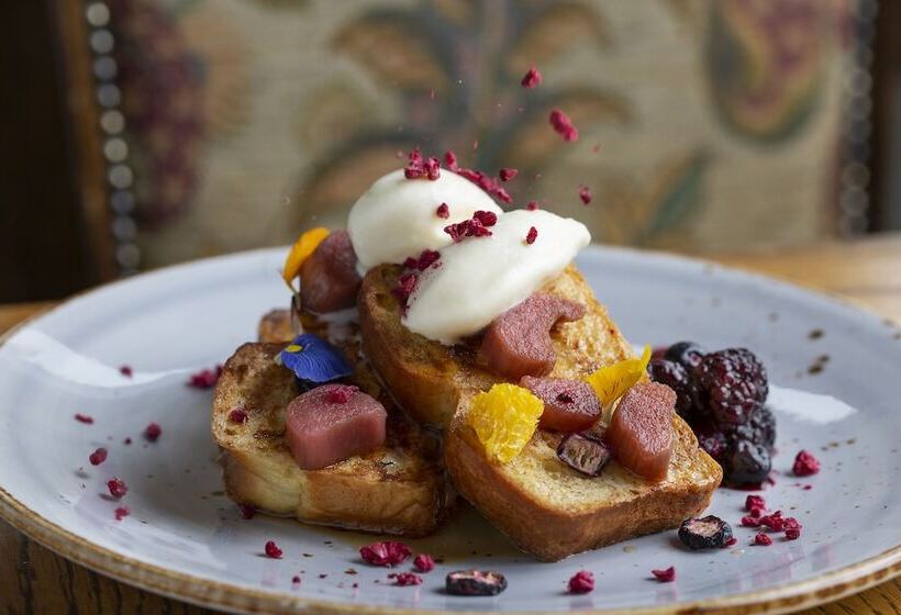 בית מלון כפרי Fable Terrace Downs Resort By Mgallery