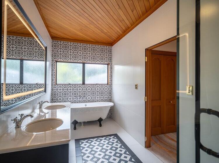 בית מלון כפרי Hana Lodge