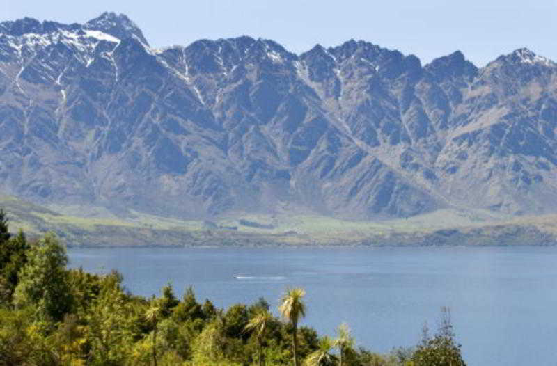 هتل Hidden Lodge Queenstown