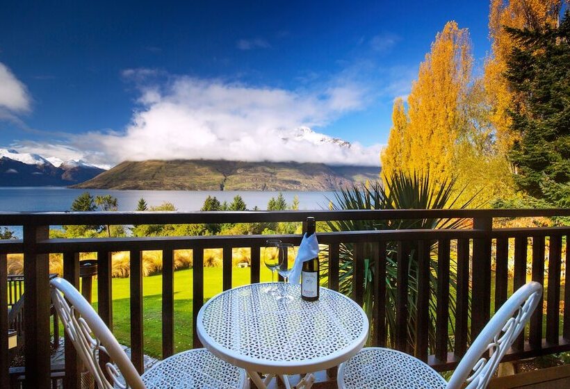 هتل Hidden Lodge Queenstown