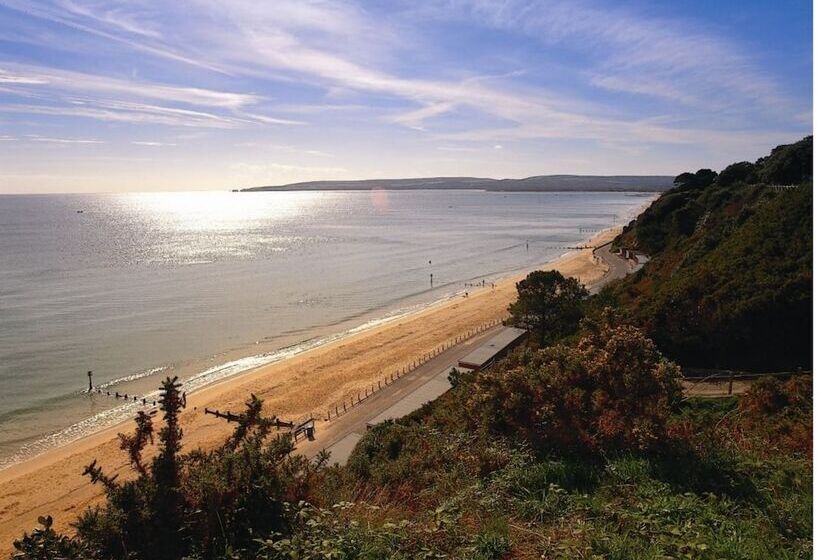 호텔 Holiday Inn Express Poole, An Ihg