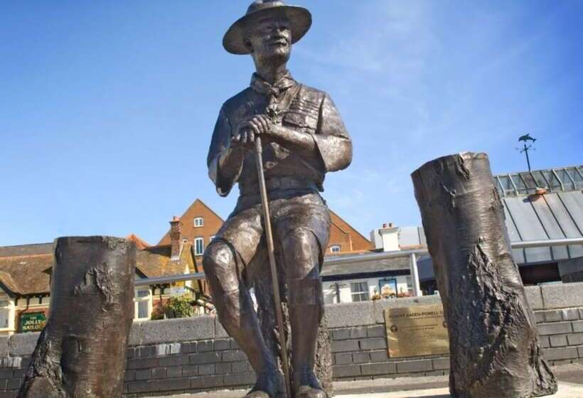 호텔 Holiday Inn Express Poole, An Ihg