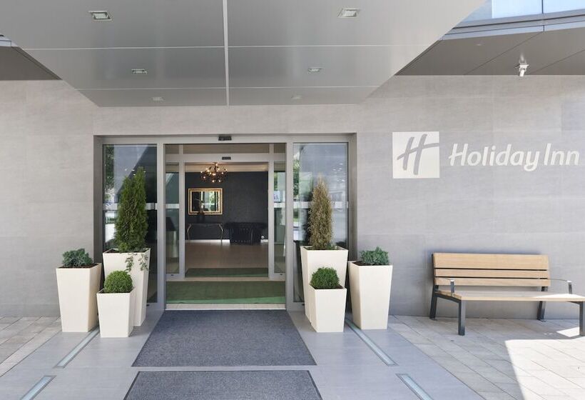 هتل Holiday Inn Trnava, An Ihg