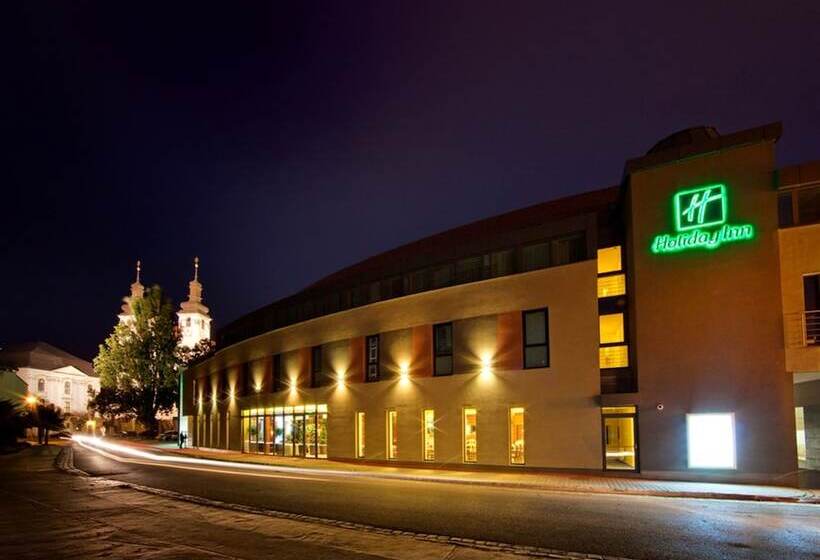 هتل Holiday Inn Trnava, An Ihg