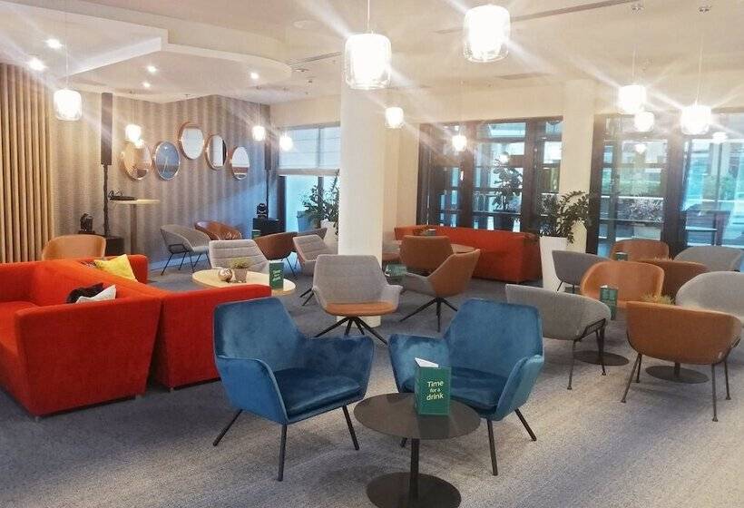 هتل Holiday Inn Trnava, An Ihg