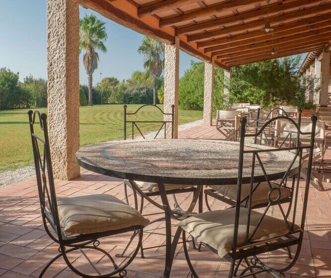 בית מלון כפרי Janas Country Resort