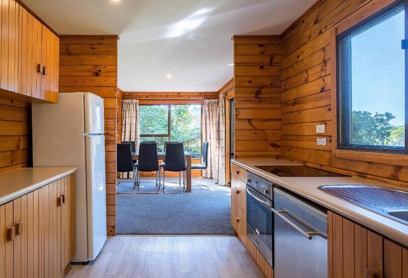 فندق Kimi Ora Eco Resort