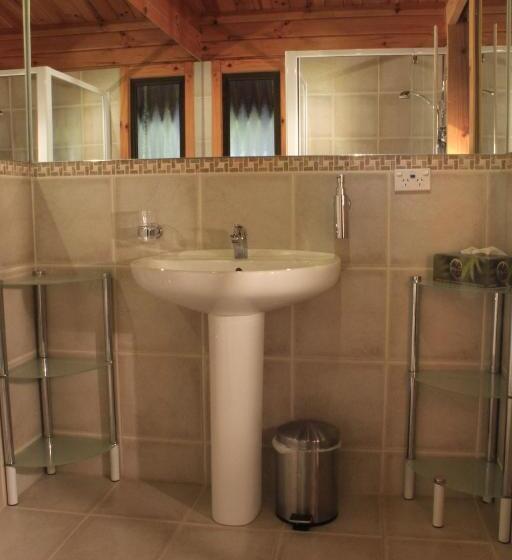 בית מלון כפרי Kimi Ora Eco Resort