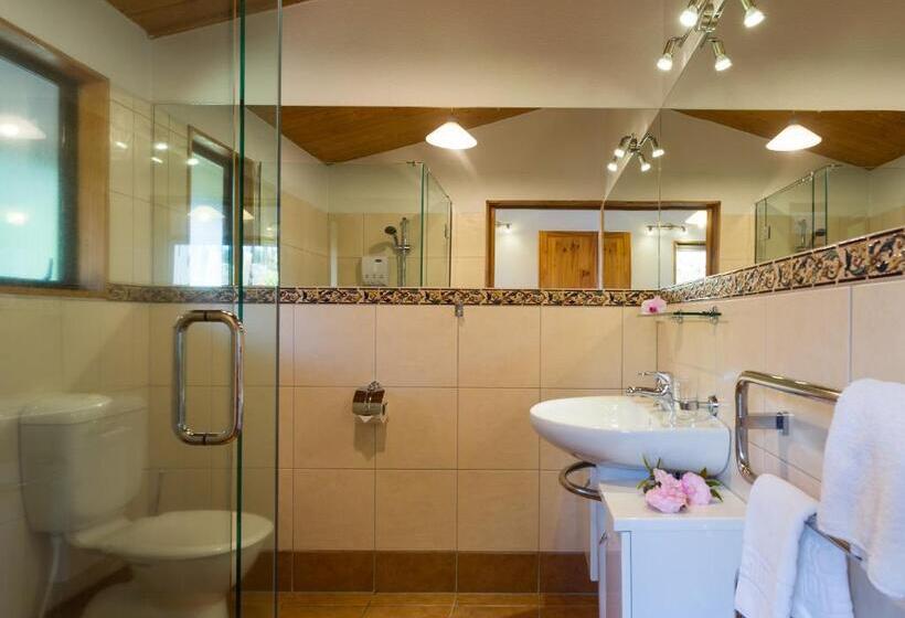 בית מלון כפרי Kimi Ora Eco Resort