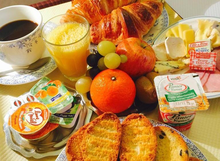 בית מלון כפרי Rabelais