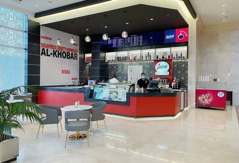 هتل Mercure Corniche Al Khobar