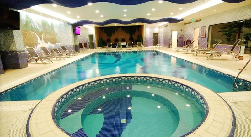 هتل Mercure Corniche Al Khobar