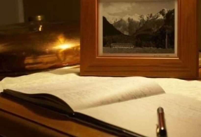 호텔 Misty Peaks Guesthouse