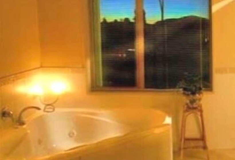 호텔 Misty Peaks Guesthouse