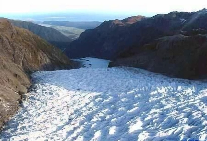 호텔 Misty Peaks Guesthouse