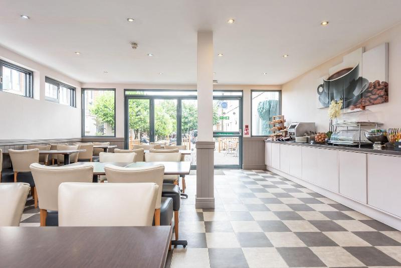 בית מלון כפרי Number 10