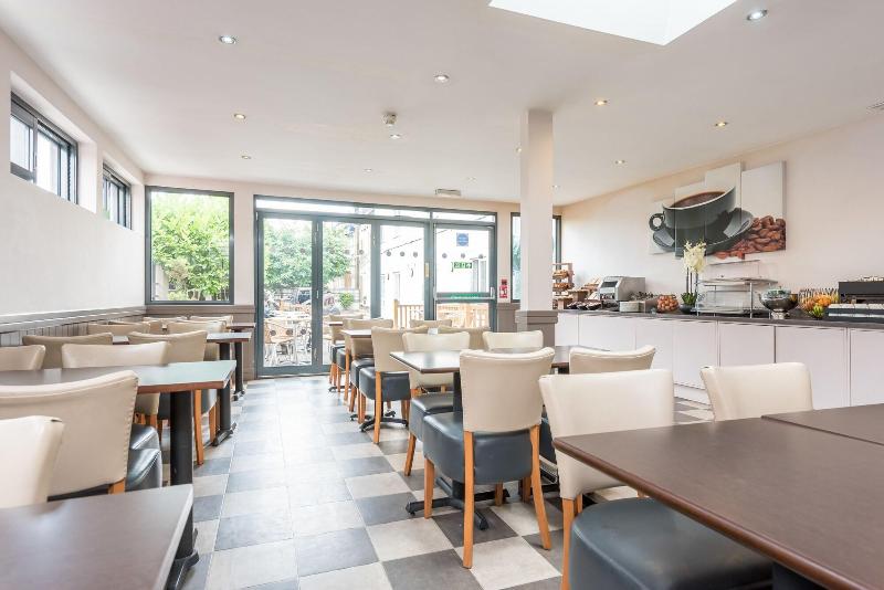 בית מלון כפרי Number 10