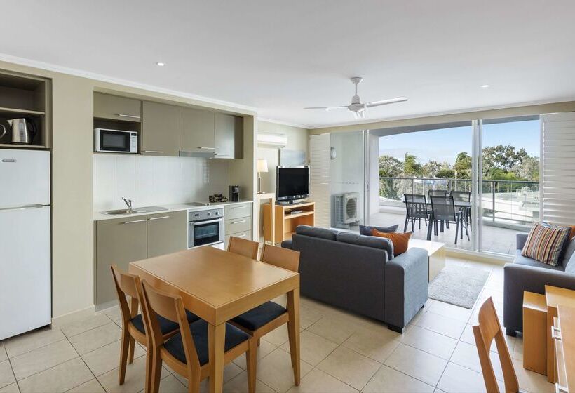 فندق Oaks Resort & Spa Hervey Bay