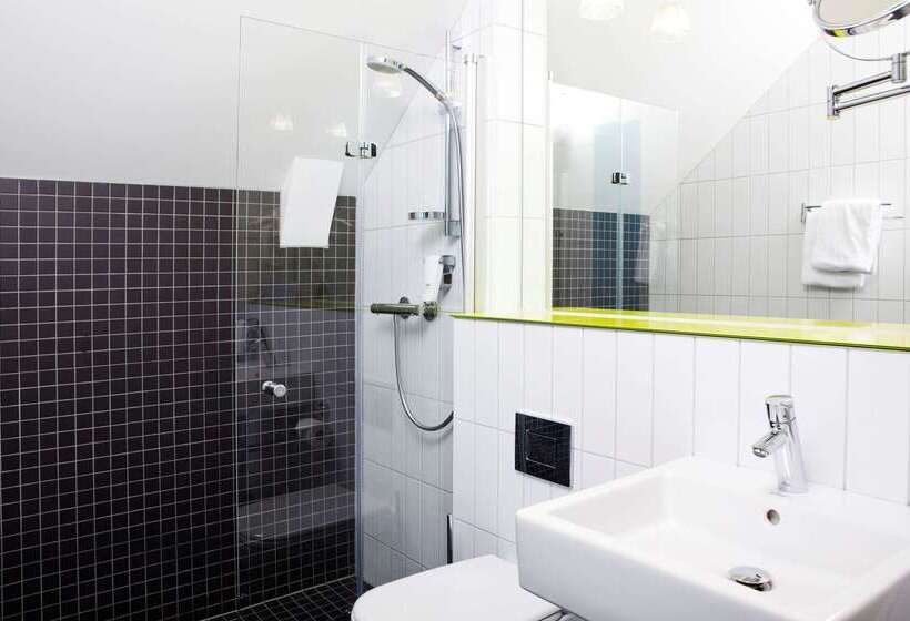 Quality Hotel Waterfront