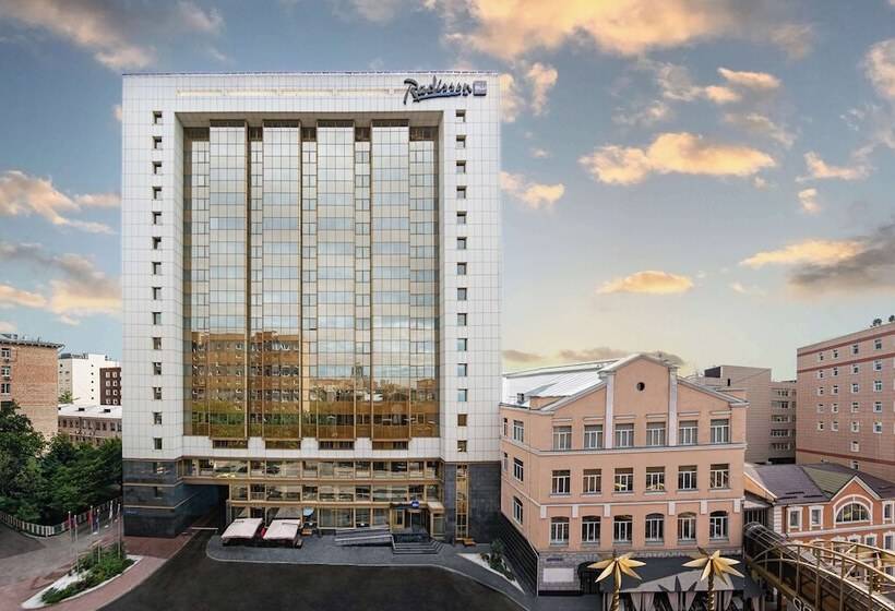 ホテル Radisson Blu Belorusskaya