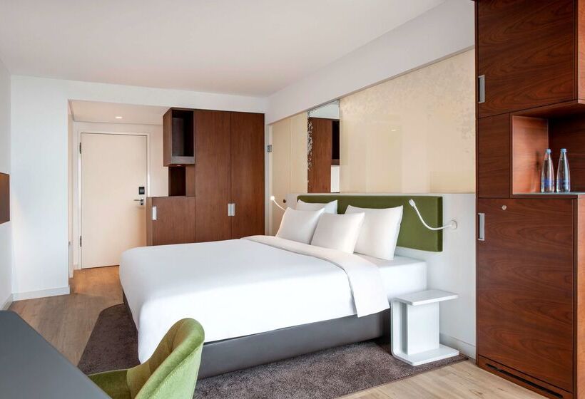 هتل Radisson Blu Iveria