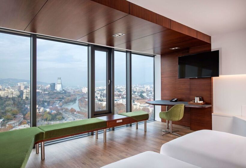 هتل Radisson Blu Iveria