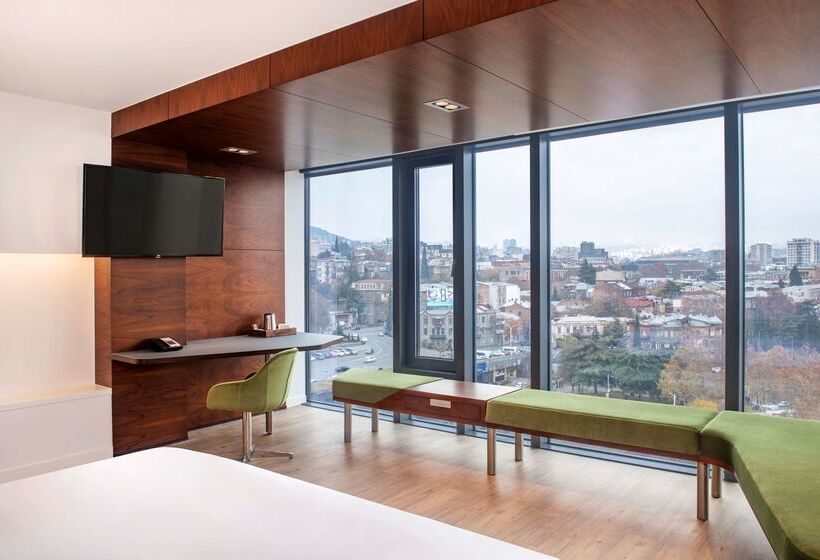 هتل Radisson Blu Iveria