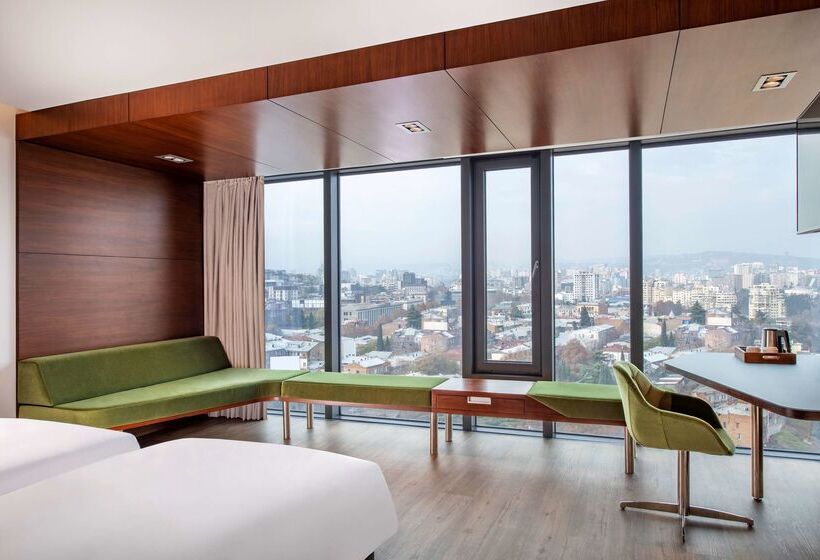 هتل Radisson Blu Iveria