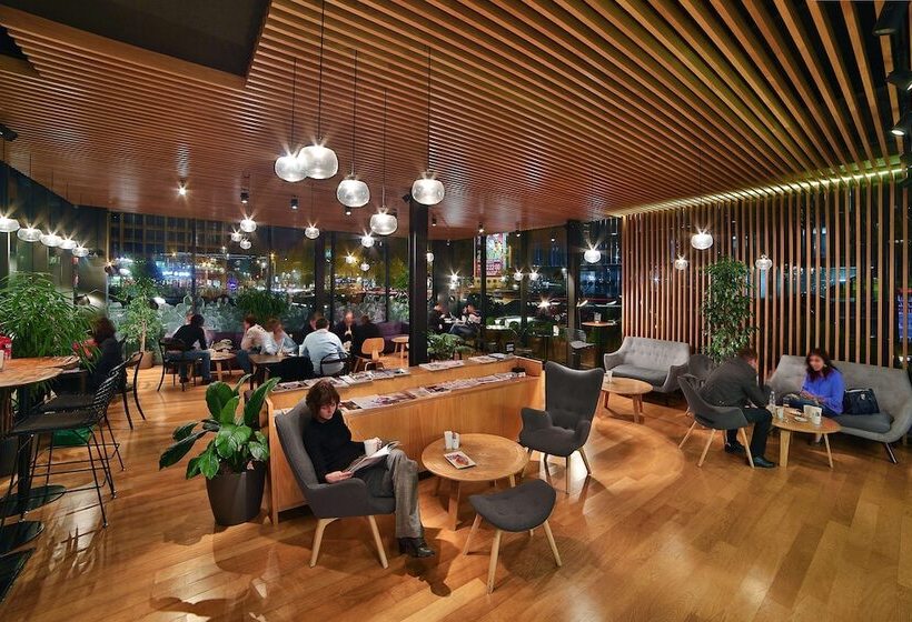 هتل Radisson Blu Iveria