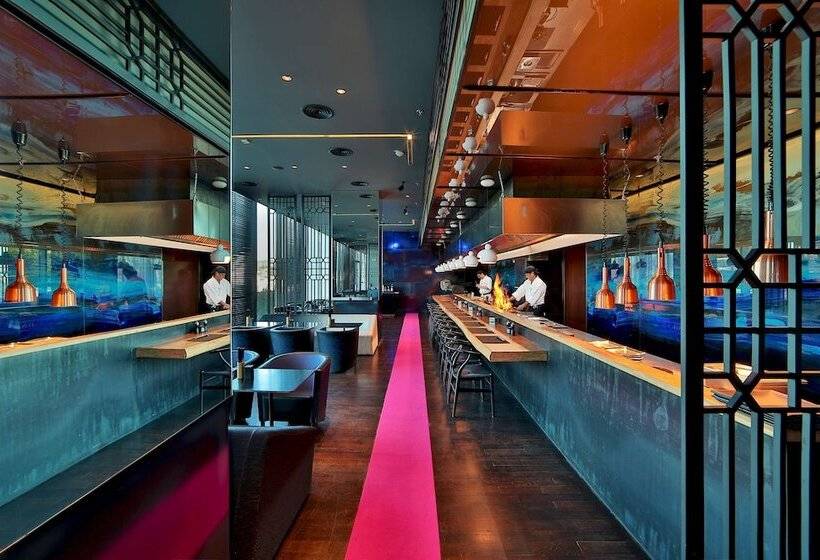 هتل Radisson Blu Iveria