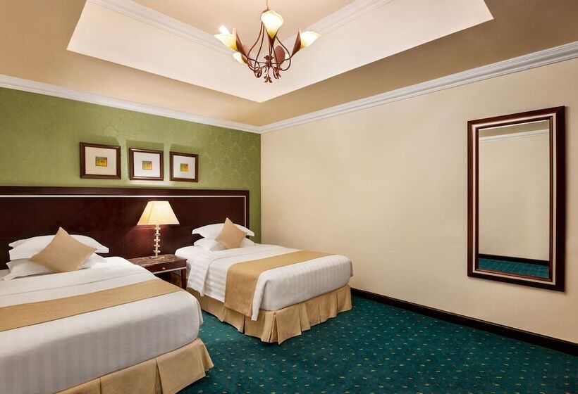 هتل Ramada By Wyndham Dammam Khaleej Road