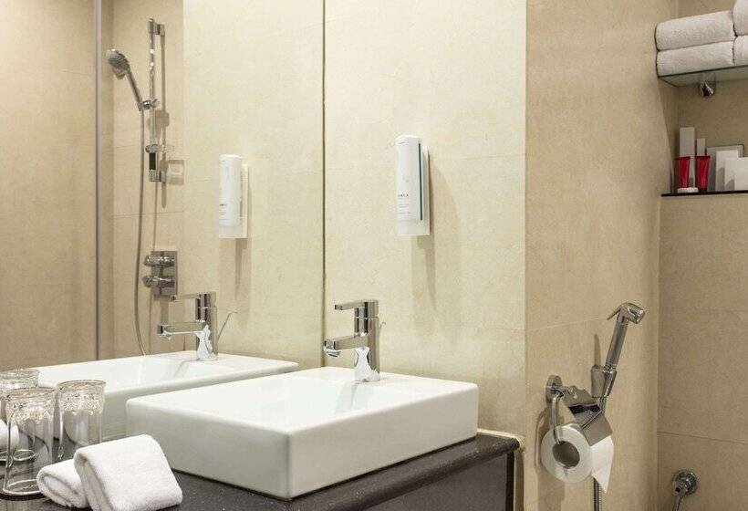 هتل Ramada Encore Doha By Wyndham