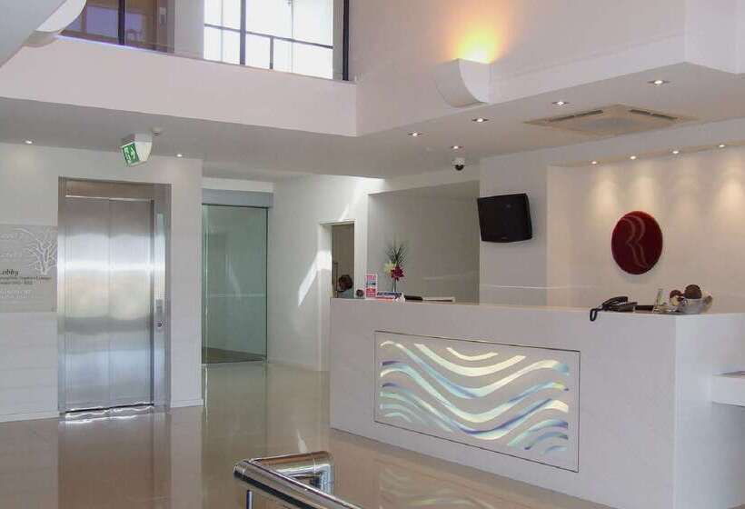 هتل Ramada By Wyndham Hervey Bay