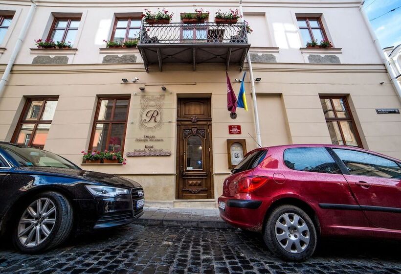 هتل Optima Collection Medievale Lviv