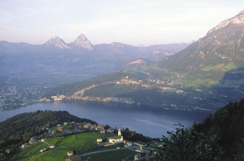 בית מלון כפרי Schmid & Alfa