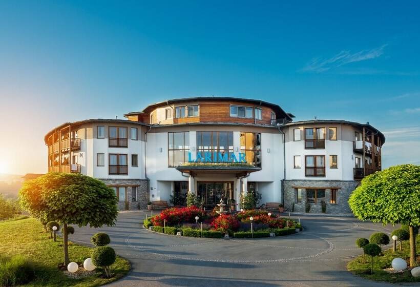 ホテル & Spa Larimar