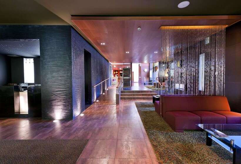 酒店 Te Waonui Forest Retreat