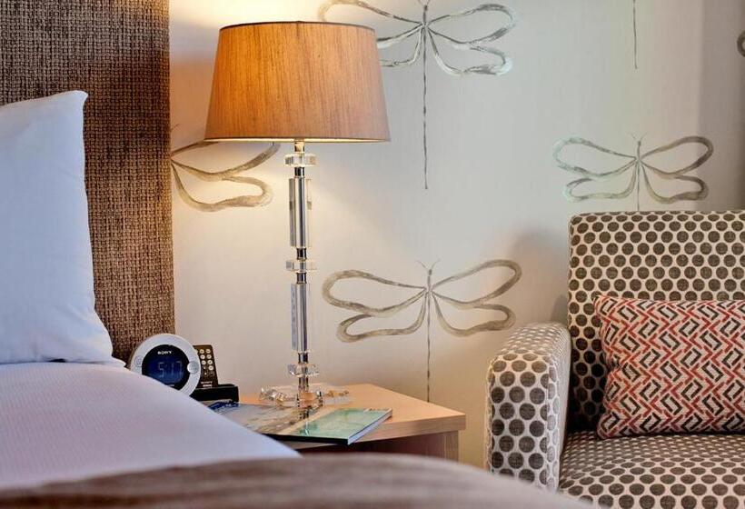 בית מלון כפרי The Crown