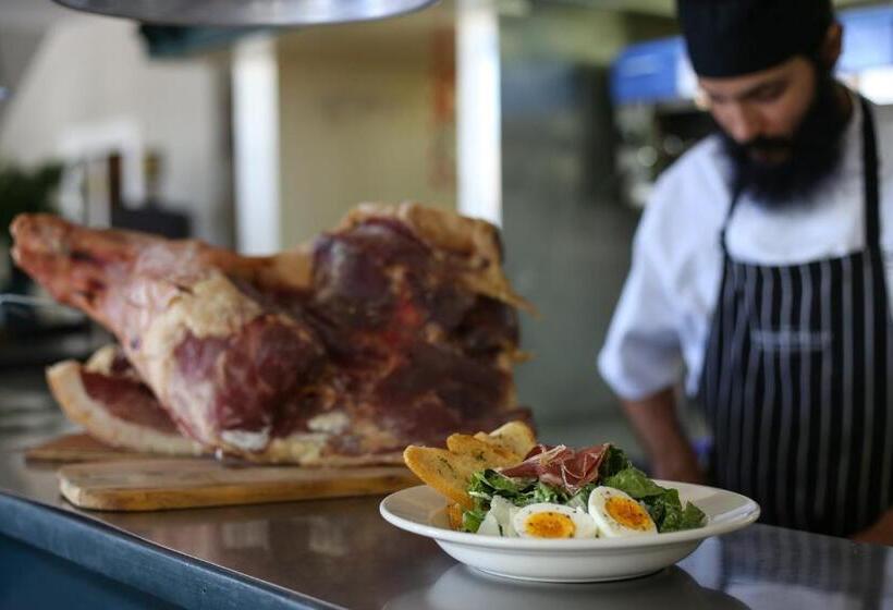 בית מלון כפרי The Martinborough