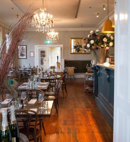 בית מלון כפרי The Martinborough