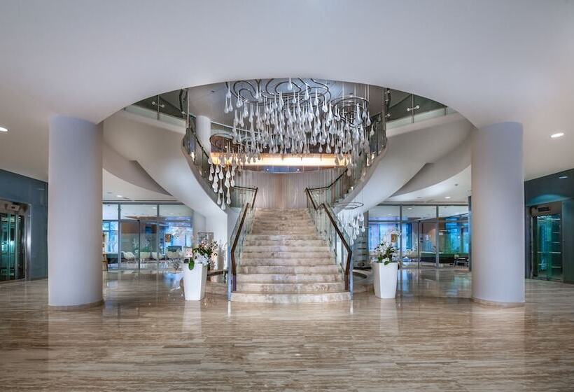 هتل Thermana Park Laško