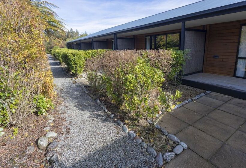 בית מלון כפרי Westwood Lodge