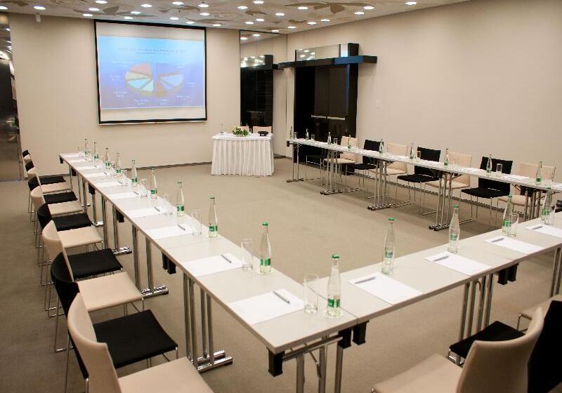 هتل Yasmin Košice