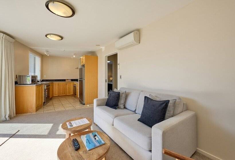 Kaikoura Waterfront Apartments