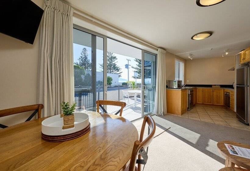 Kaikoura Waterfront Apartments