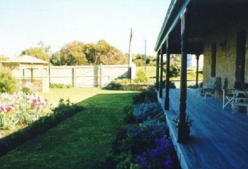 Robe House Heritage Accommodation