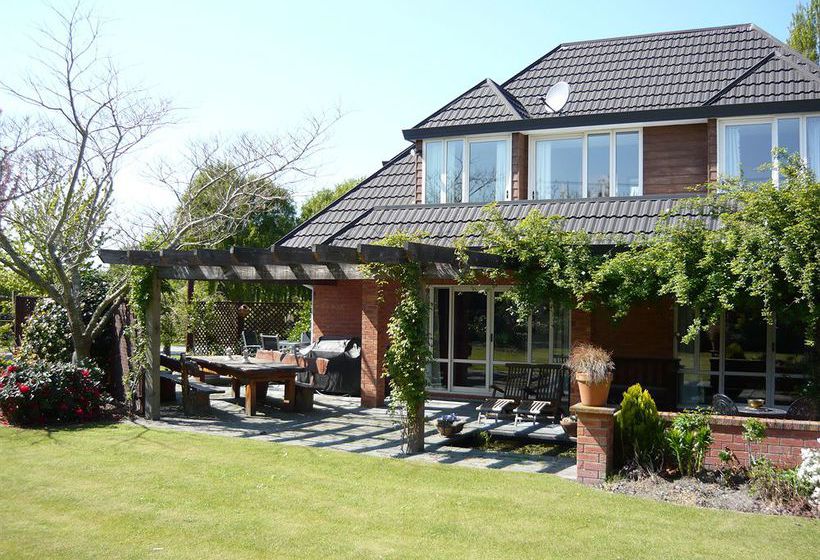 St James Bed And Breakfast